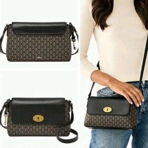 FOSSIL Elegant Designer Shoulder Bag NWOT in waterproof dust bag